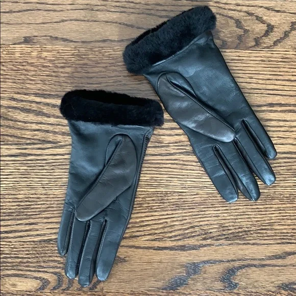 UGG Black Leather Gloves with Fur Trim - Picture 2 of 6